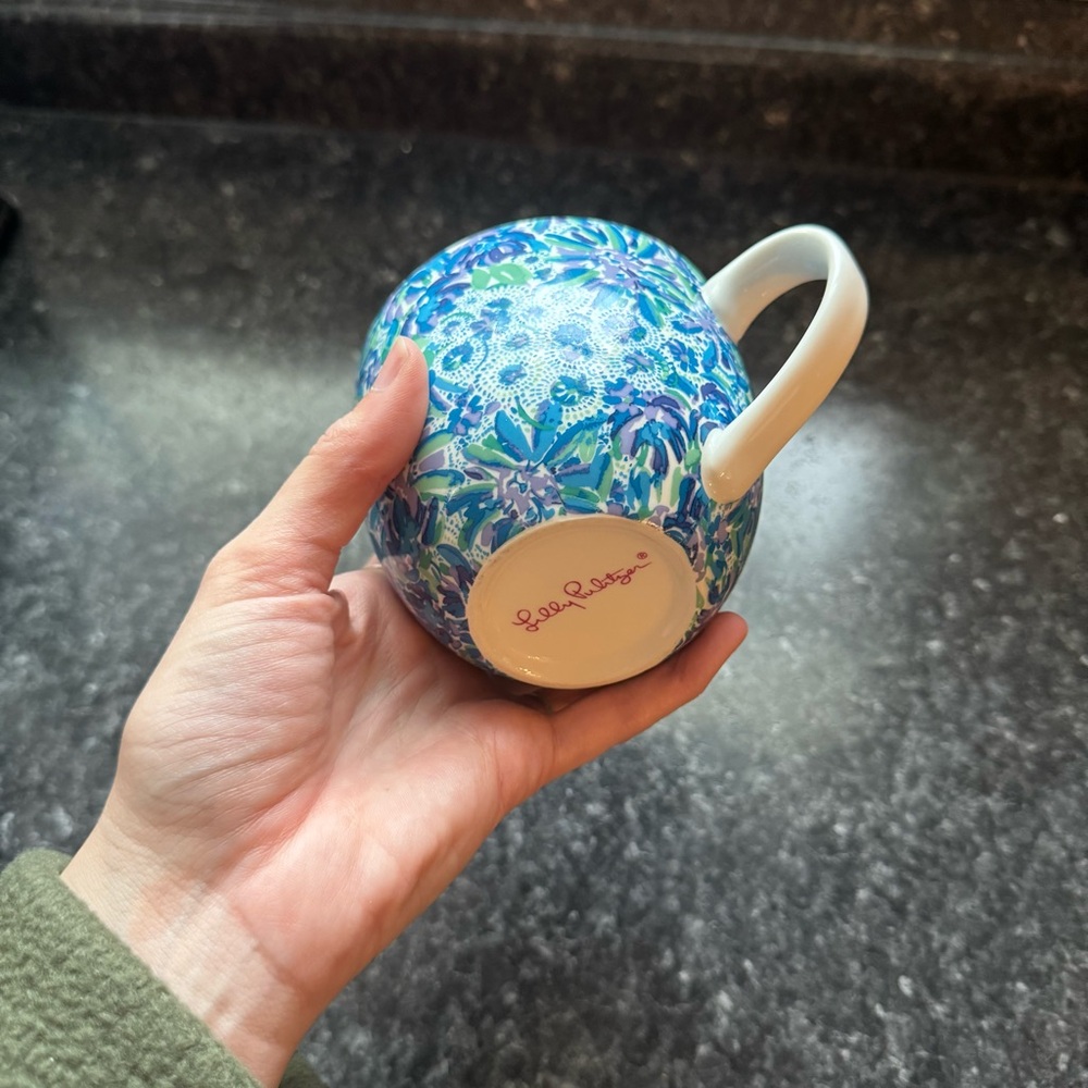 Lilly Pulitzer Classic Blue Floral Coffee/Tea Mug - Picture 6 of 6